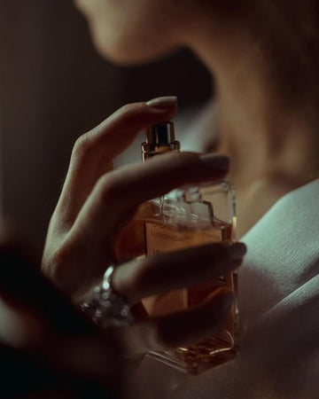 How to Apply Perfume for Long-Lasting Fragrance